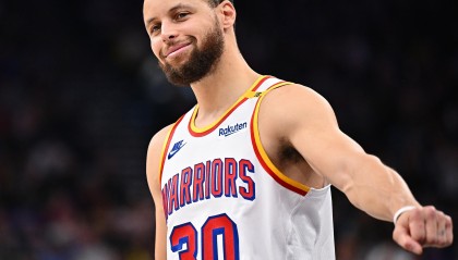 库里谈历届总决赛感受：杜兰特FMVP当之无愧，22年是解脱